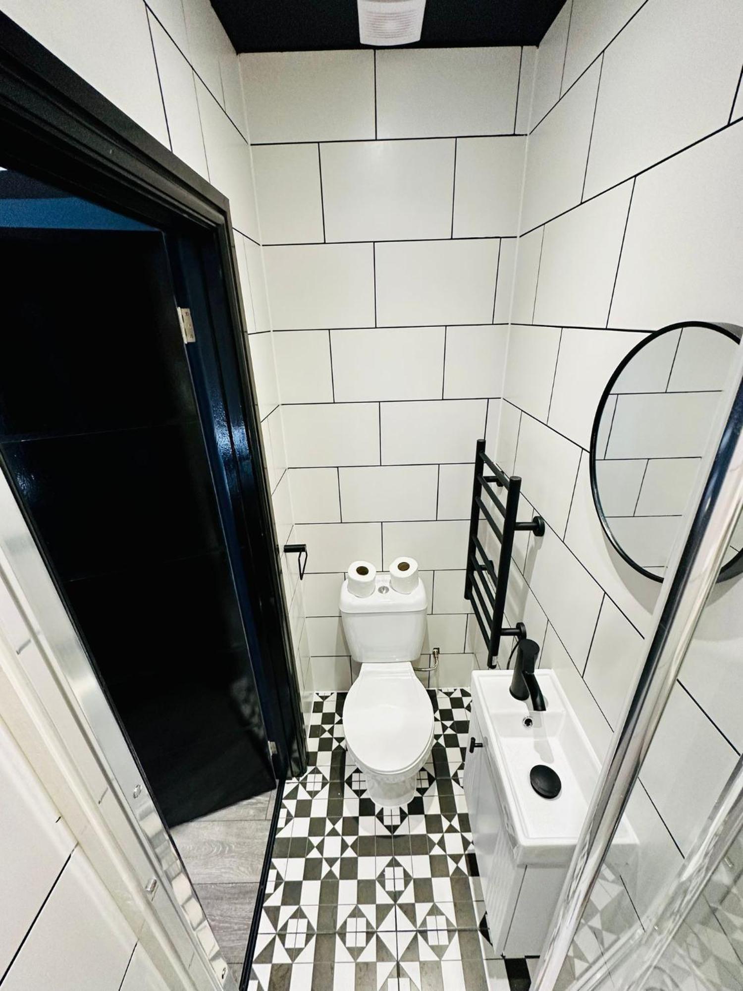 London 39 Blue House Luxury Ensuite Ideal For Tourists Eksteriør bilde